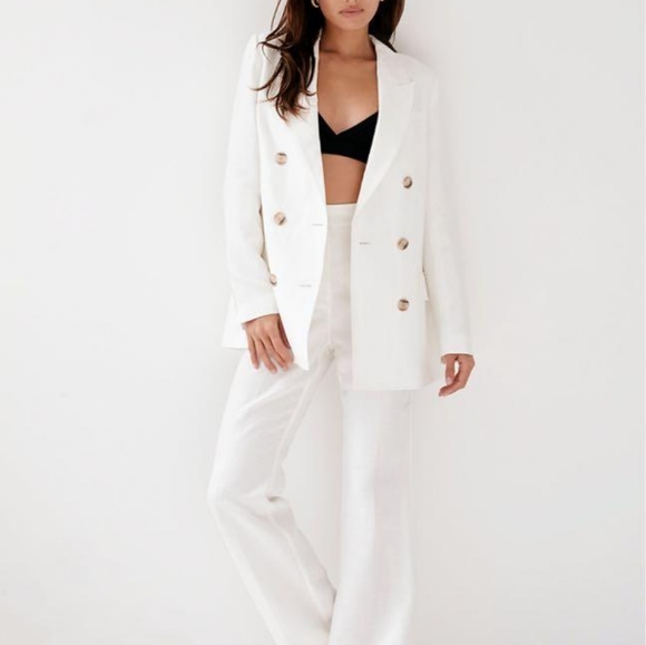 Babaton Samuel Linen Blazer - Picture 2 of 5